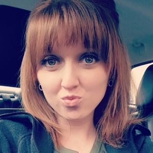 Meet your Posher, Jacqueline